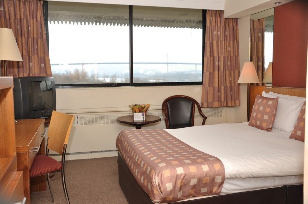 Muthu Glasgow River Hotel Эрскин Экстерьер фото