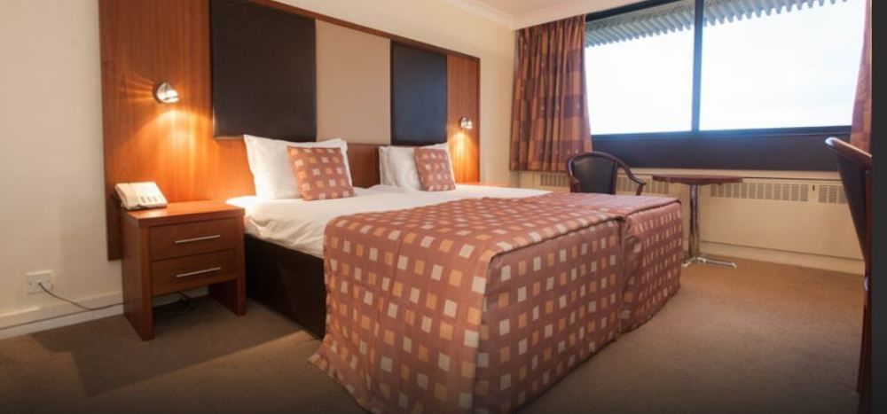 Muthu Glasgow River Hotel Эрскин Экстерьер фото